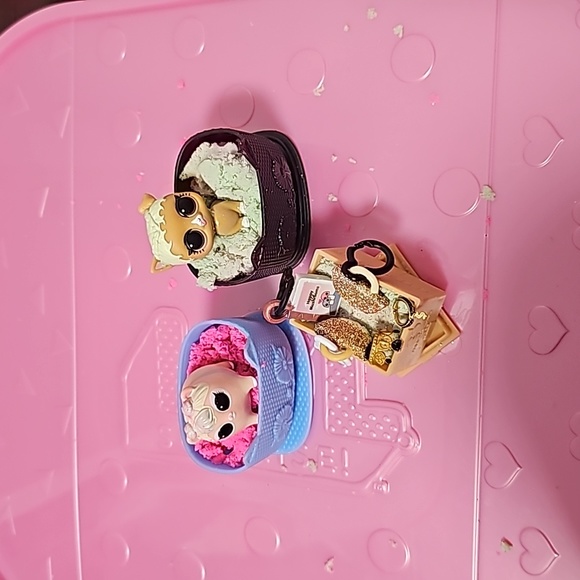 L.O.L backpack/piggy bank - Picture 9 of 9